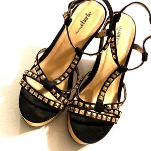 Charming Charlie Black Gold Studded 8.5